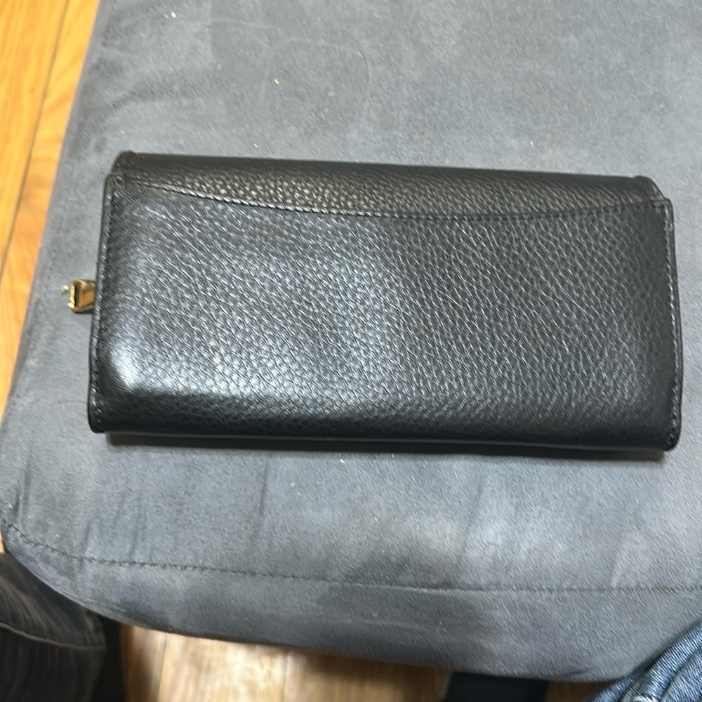 Tory Burch Black Leather Continental Wallet with Gold Logo - Picture 2 of 7